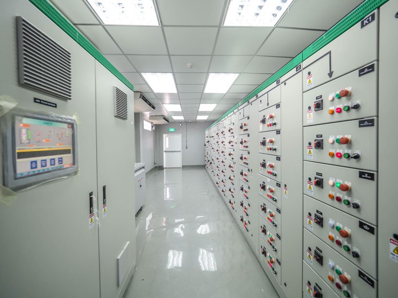 Distribution Terminal Blocks Reliable Power Connectivity.jpg