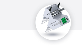 Slim Relay Module with Plug-in Adapters: Compact & Efficient